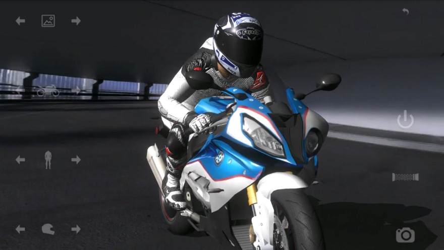 Real Moto 2ʵĦг2Ϸֻv1.0.618 °